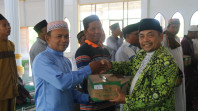 PD DMI Rohil Kunjungi Masjid Hidayatullah Tanah Merah, kembali Serahkan Bantuan Kebersihan