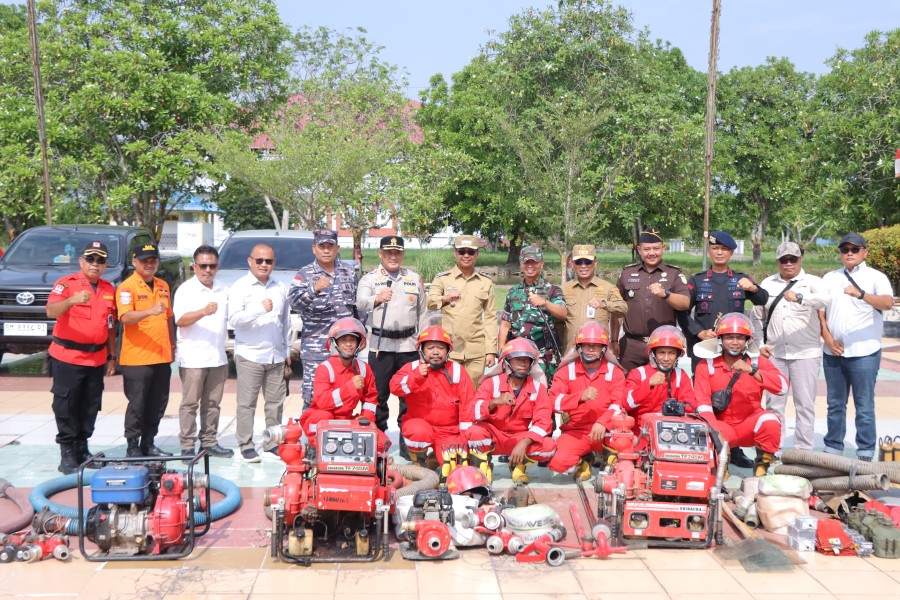 Kapolres Rohil, Bupati dan Dandim O321, Apel Kesiapsiagaan Penanggulangan Karhutla