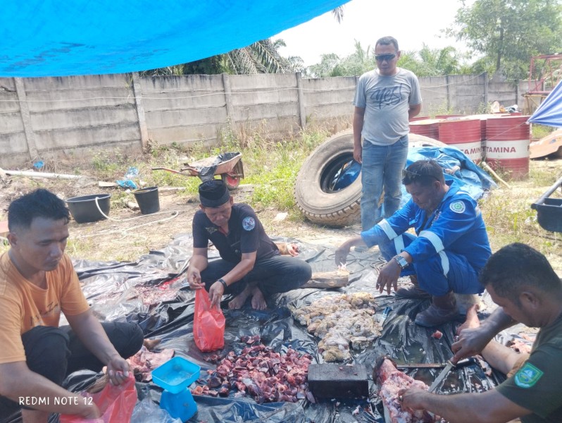 Rayakan Idul Adha 1446.H, PT. Grogol -Aidasaf PersadaTrans Berbagi Bersama Warga
