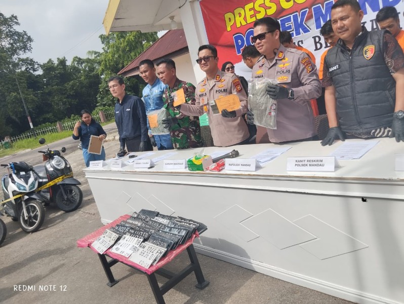 Kapolsek Mandau Gelar Konfrensi Pers Ungkap Tiga Komplotan Curanmor