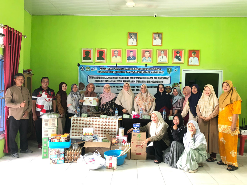 Tim Pengabdian Masyarakat UNRI Gelar PKM Di Desa Teluk Rhu